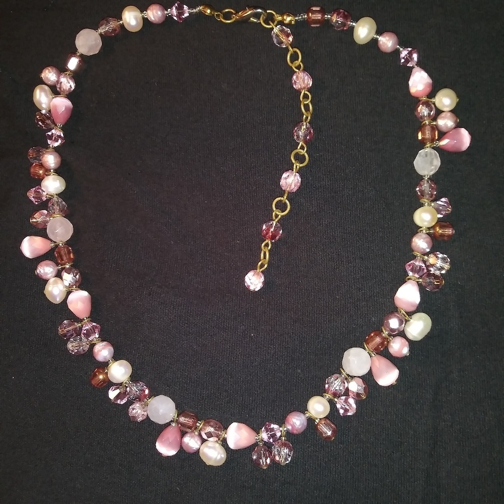 Glass beaded fresh water pearl necklace